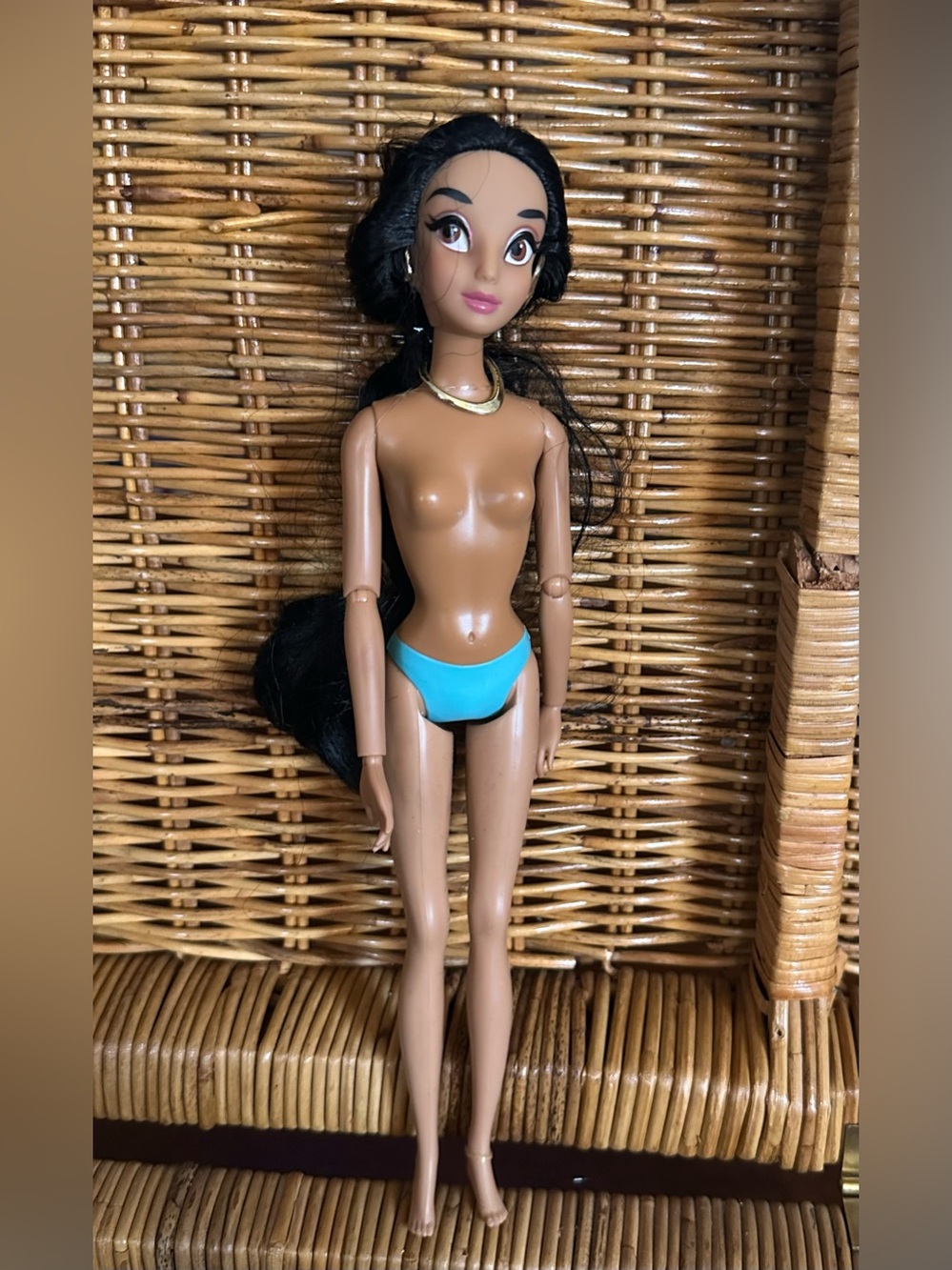 Disney Store London Aladdin Princess Jasmine Articulated Barbie Doll